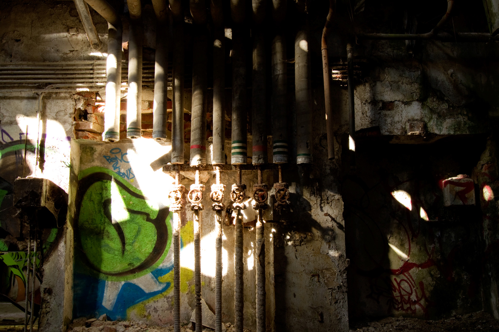 Verlassene Textilfabrik, Bodensee, Oktober 2012 Verlassene Textilfabrik, Bodensee, Oktober 2012