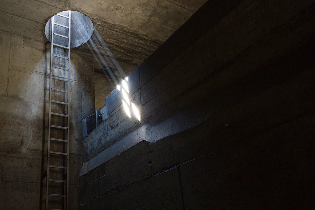 Regenauffangbecken Morillon, Köniz/Bern Regenauffangbecken Morillon, Köniz/Bern Kanalisation Seewer drainage system underground untergrund