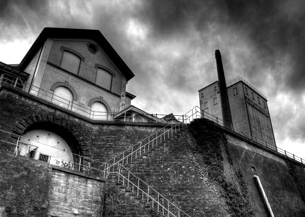 Cardinal-Brauerei, Rheinfelden, Schweiz lost places - vergessene orte in der schweiz - cardinal-brauerei cardinal brauerei verlassen hdr hdri schwarz/weiss urban exploration