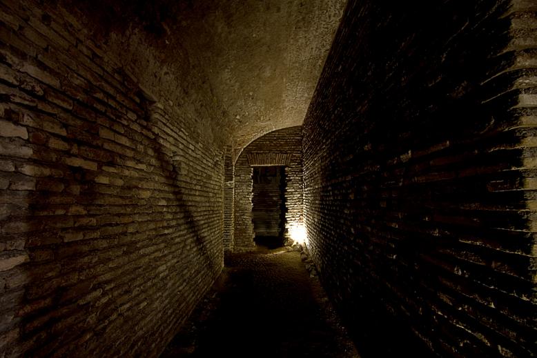 Rom Untergrund, Roma Sotterranea, Rome Underground, Katakombe, Catacombe, vigna randanini, Italien, Italy, Italia urban urbanexploration urbex urban exploration, san nicola, 2011