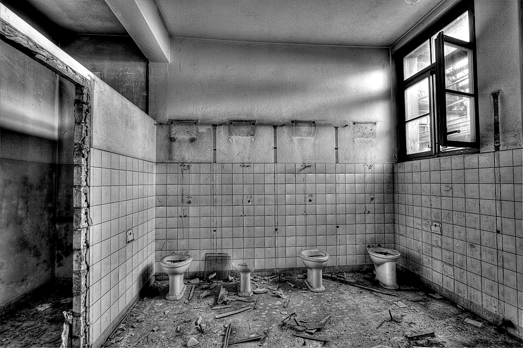 Alte Teigi Gümligen Bern hdr schwarz-weiss hdri urban exploration urbanexploration.ch urbanexp lost place lost places 2010 Alte Teigi Gümligen Bern hdr schwarz-weiss hdri urban exploration urbanexploration.ch urbanexp lost place lost places 2010