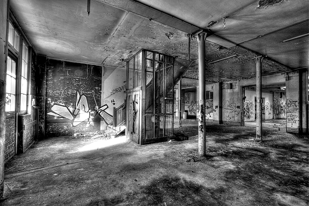 Alte Teigi Gümligen Bern hdr schwarz-weiss hdri urban exploration urbanexploration.ch urbanexp lost place lost places 2010 Alte Teigi Gümligen Bern hdr schwarz-weiss hdri urban exploration urbanexploration.ch urbanexp lost place lost places 2010