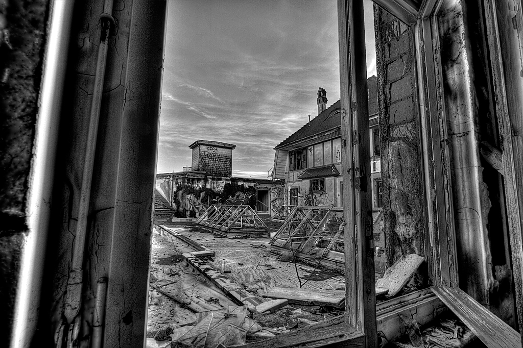 Alte Teigi Gümligen Bern hdr schwarz-weiss hdri urban exploration urbanexploration.ch urbanexp lost place lost places 2010 Alte Teigi Gümligen Bern hdr schwarz-weiss hdri urban exploration urbanexploration.ch urbanexp lost place lost places 2010