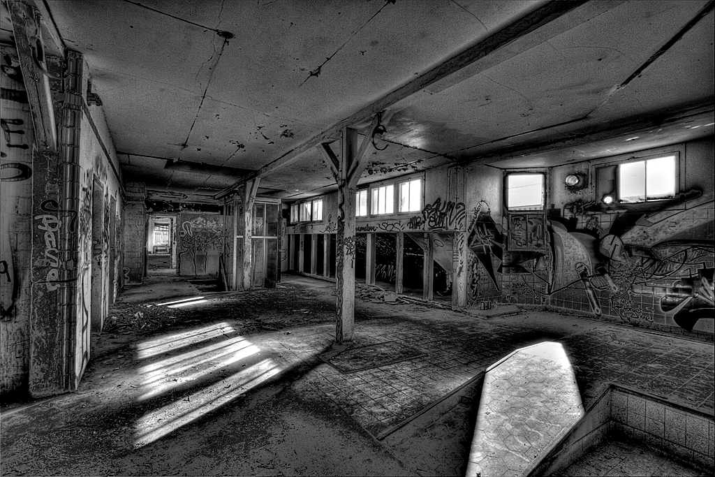 Alte Teigi Gümligen Bern hdr schwarz-weiss hdri urban exploration urbanexploration.ch urbanexp lost place lost places 2010 Alte Teigi Gümligen Bern hdr schwarz-weiss hdri urban exploration urbanexploration.ch urbanexp lost place lost places 2010
