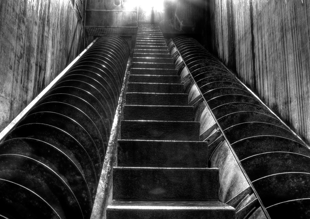 Tscharnerbecken Bern, Schweiz lost places - vergessene orte in der schweiz - bern untergrund tscharnerbecken bern verlassen hdr hdri schwarz/weiss urban exploration